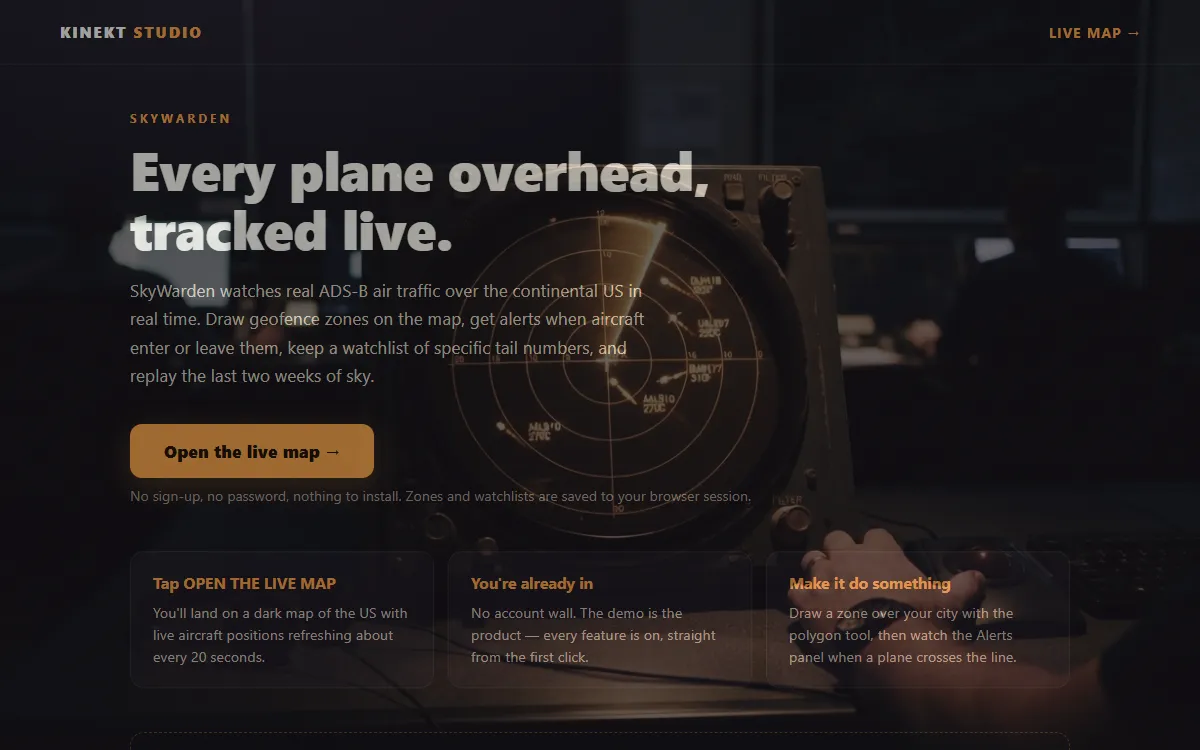SkyWarden live aircraft tracking map